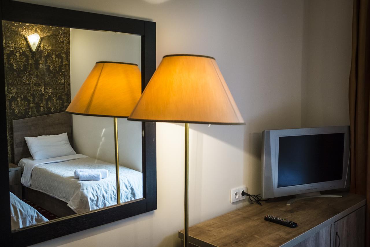 Orange Hotel ゴニオ エクステリア 写真